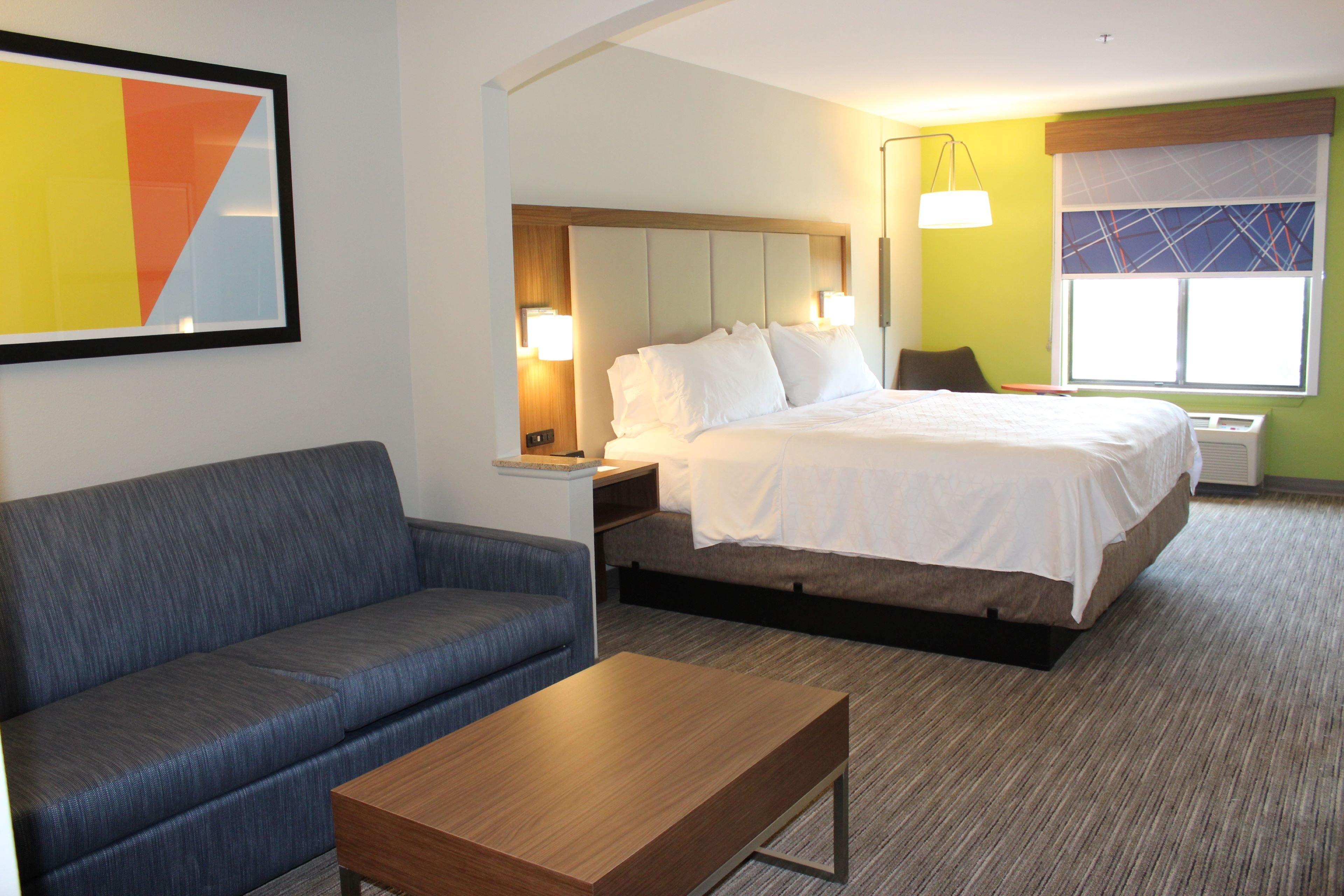 Holiday Inn Express Forest City By Ihg Exterior foto